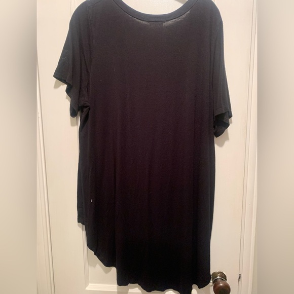 ModCloth Lot of Two High-Low Hemmed Tees 1X - Picture 4 of 16